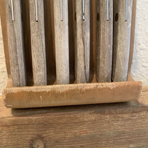 Vintage EKCO Flint Steak Knife Set of 6 Original Wood Holder Made in the USA - Picture 3 of 12